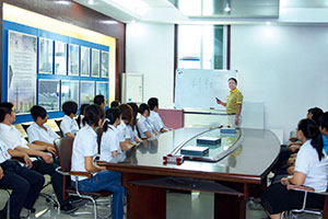 佛山正一擬通過(guò)服務(wù)營(yíng)銷作為工作重點(diǎn)